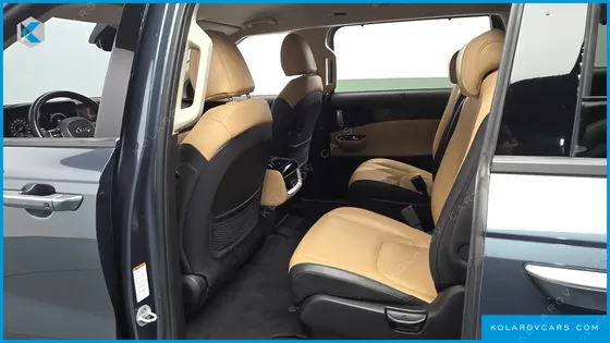 KIA CARNIVAL DIESEL 9-SEATER NOBLESSE