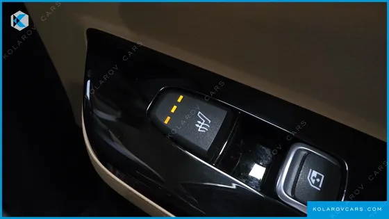 KIA CARNIVAL DIESEL 9-SEATER NOBLESSE