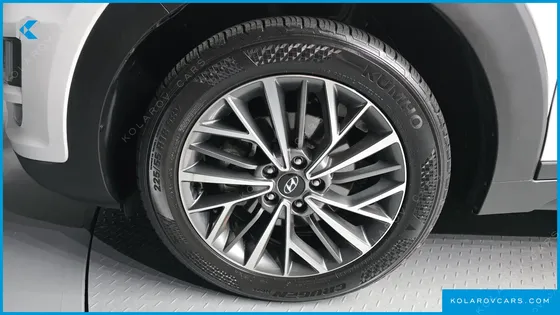 HYUNDAI TUCSON DIESEL 2.0 4WD