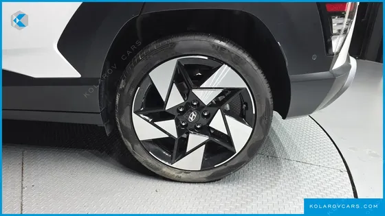 HYUNDAI KONA GASOLINE 1.6 TURBO 2WD