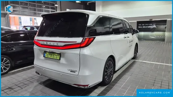 LEXUS LM 500H ROYAL