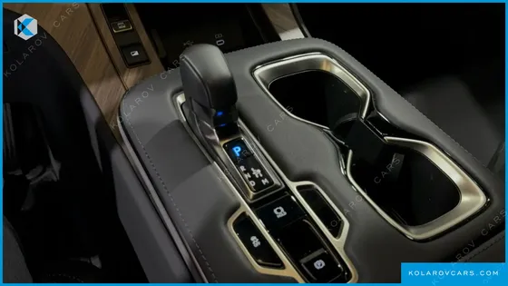 LEXUS LM 500H ROYAL