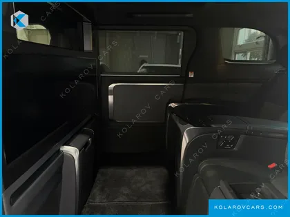 LEXUS LM 500H ROYAL