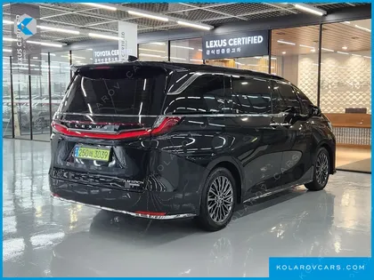 LEXUS LM 500H ROYAL