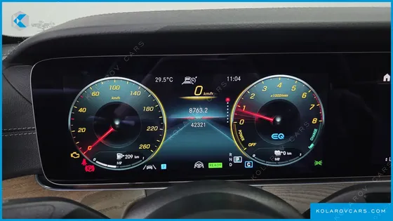 MERCEDES E-CLASS E300E 4MATIC EXCLUSIVE