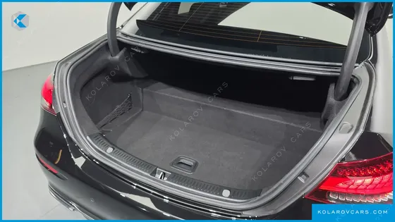 MERCEDES E-CLASS E300E 4MATIC EXCLUSIVE