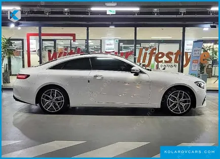 MERCEDES E-CLASS E300D 4MATIC COUPE