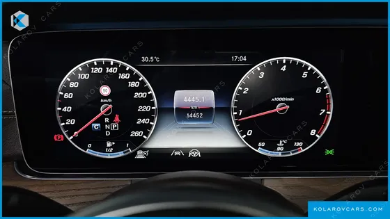 MERCEDES E-CLASS E300 4MATIC EXCLUSIVE
