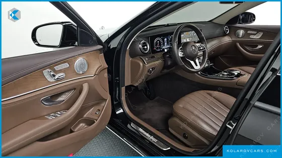 MERCEDES E-CLASS E300 4MATIC EXCLUSIVE