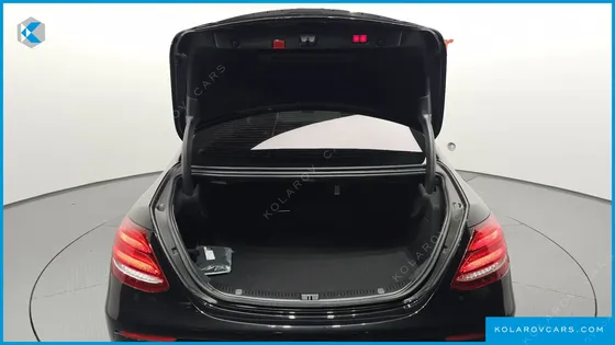 MERCEDES E-CLASS E300 4MATIC EXCLUSIVE