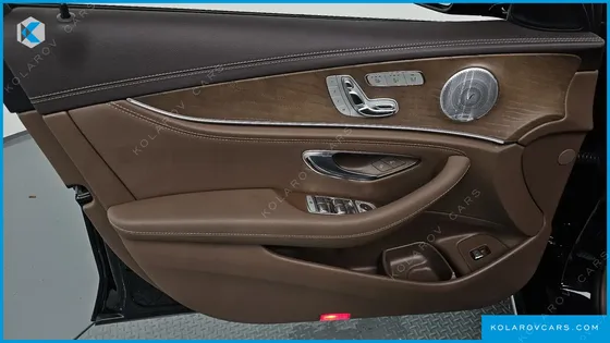 MERCEDES E-CLASS E300 4MATIC EXCLUSIVE