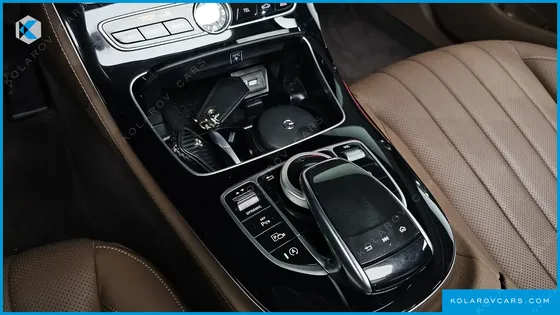 MERCEDES E-CLASS E300 4MATIC EXCLUSIVE