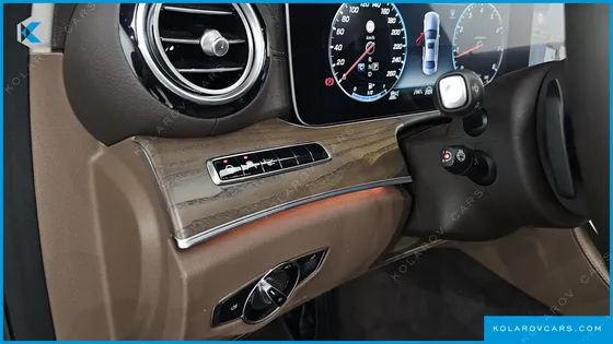 MERCEDES E-CLASS E300 4MATIC EXCLUSIVE