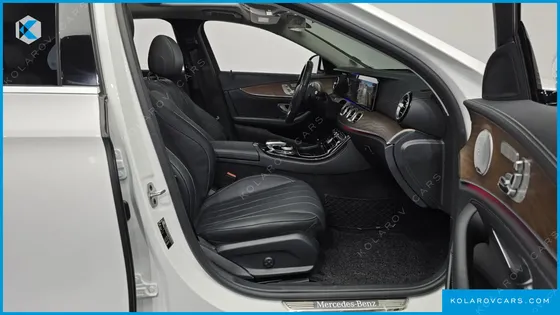 MERCEDES E-CLASS E300E 4MATIC EXCLUSIVE