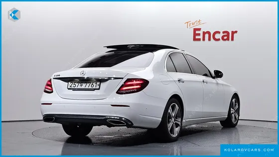 MERCEDES E-CLASS E300 AVANTGARDE