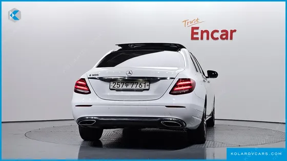 MERCEDES E-CLASS E300 AVANTGARDE
