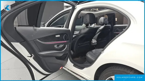 MERCEDES E-CLASS E300 AVANTGARDE