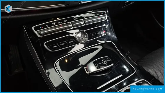 MERCEDES E-CLASS E300 AVANTGARDE