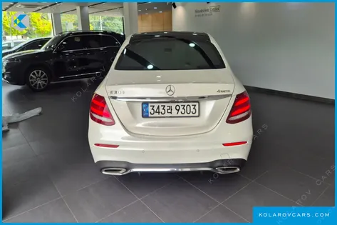 MERCEDES E-CLASS E300 4MATIC AVNATGARDE