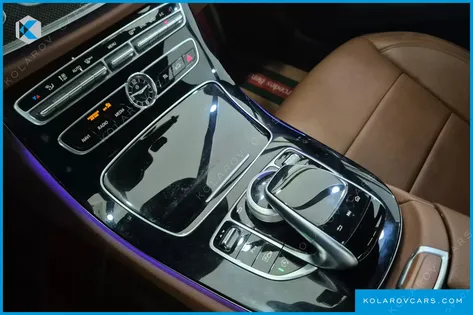 MERCEDES E-CLASS E300 4MATIC AVNATGARDE