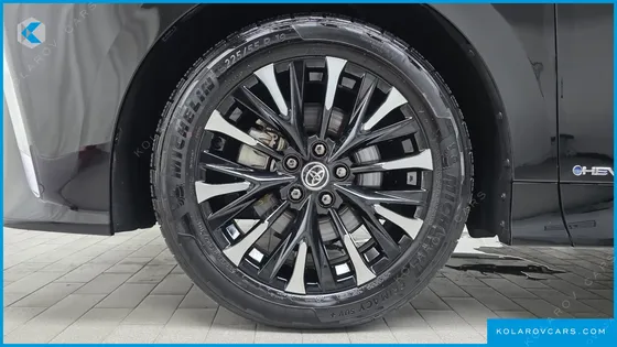TOYOTA ALPHARD 2.5 HEV PREMIUM AWD