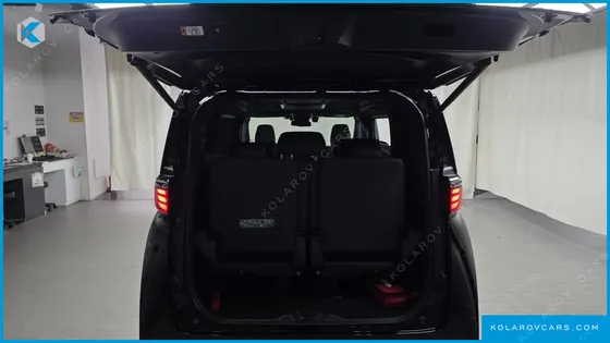 TOYOTA ALPHARD 2.5 HEV PREMIUM AWD