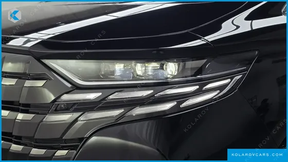 TOYOTA ALPHARD 2.5 HEV PREMIUM AWD