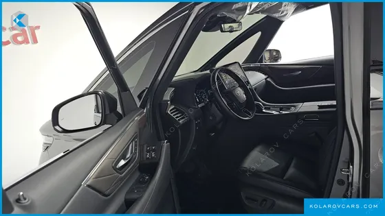 TOYOTA ALPHARD 2.5 HEV EXECUTIVE AWD