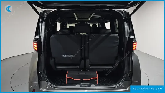 TOYOTA ALPHARD 2.5 HEV EXECUTIVE AWD