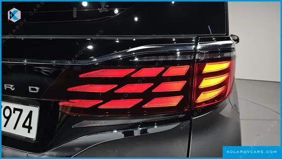 TOYOTA ALPHARD 2.5 HEV EXECUTIVE AWD