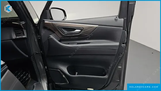 TOYOTA ALPHARD 2.5 HEV EXECUTIVE AWD
