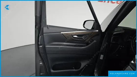 TOYOTA ALPHARD 2.5 HEV EXECUTIVE AWD