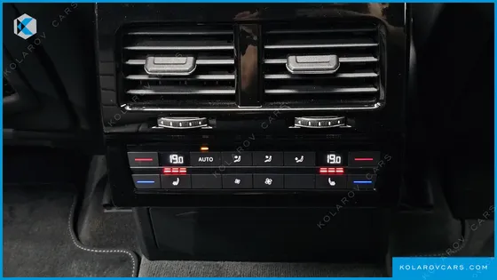 VOLKSWAGEN TOUAREG 3.0 TDI R-LINE
