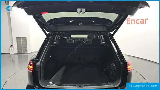 VOLKSWAGEN TOUAREG 3.0 TDI R-LINE
