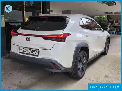 LEXUS UX 2.0 2WD