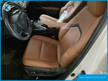 LEXUS UX 2.0 2WD
