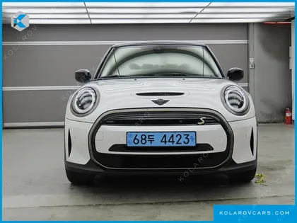 MINI COOPER RESOLUTE EDITION