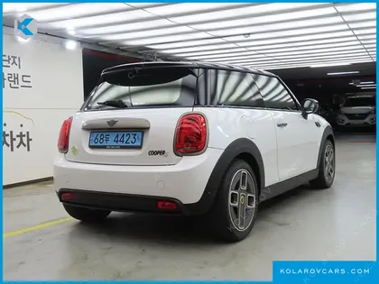 MINI COOPER RESOLUTE EDITION