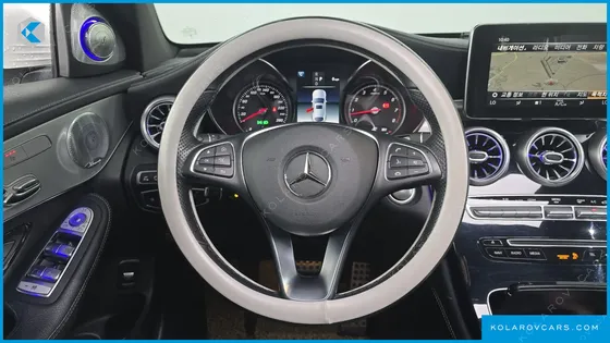 MERCEDES GLC-CLASS GLC300 4MATIC AMG LINE COUPE