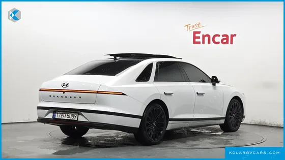 HYUNDAI GRANDEUR 2,5 GASOLINE 2WD