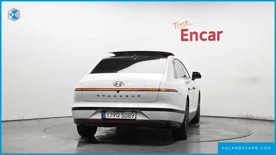 HYUNDAI GRANDEUR 2,5 GASOLINE 2WD