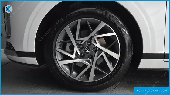 HYUNDAI GRANDEUR 2,5 GASOLINE 2WD