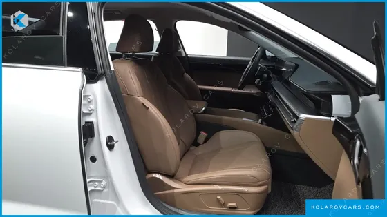 HYUNDAI GRANDEUR 2,5 GASOLINE 2WD