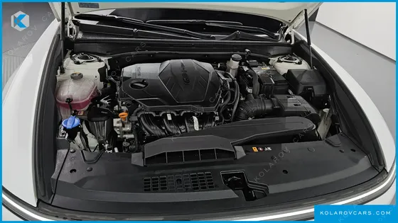 HYUNDAI GRANDEUR 2,5 GASOLINE 2WD