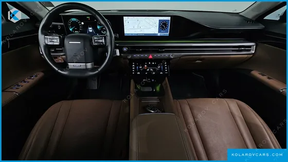 HYUNDAI GRANDEUR 2,5 GASOLINE 2WD