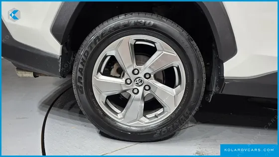 TOYOTA RAV4 2.5 4WD HYBRID