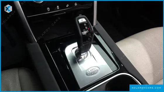 LAND ROVER DISCOVERY SPORT D150 S
