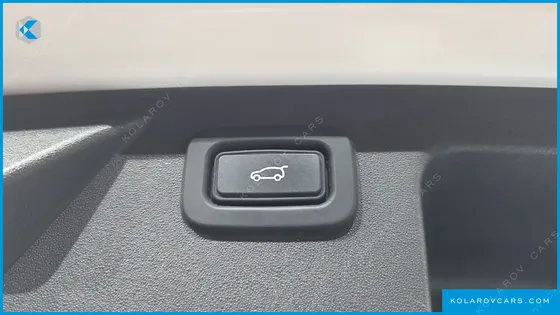 LAND ROVER DISCOVERY SPORT D150 S