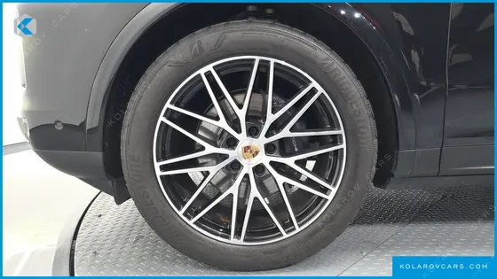 PORSCHE CAYENNE 3.0 COUPE