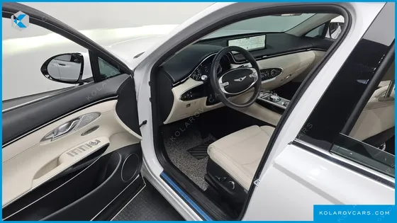 GENESIS GV70 2.5T GASOLINE 2WD